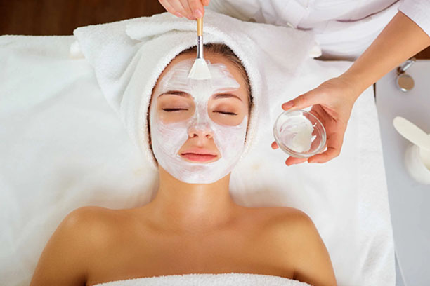 Certificate in Facial Services